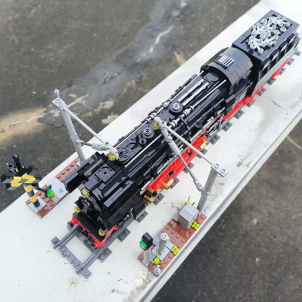DK MOC Building Block Set: BR01 Simulation Train, Model DK80016