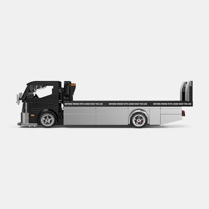 Trilumity Building Block Set: 1:24 Flatbed Truck | Premium Display Stand (544-Piece)