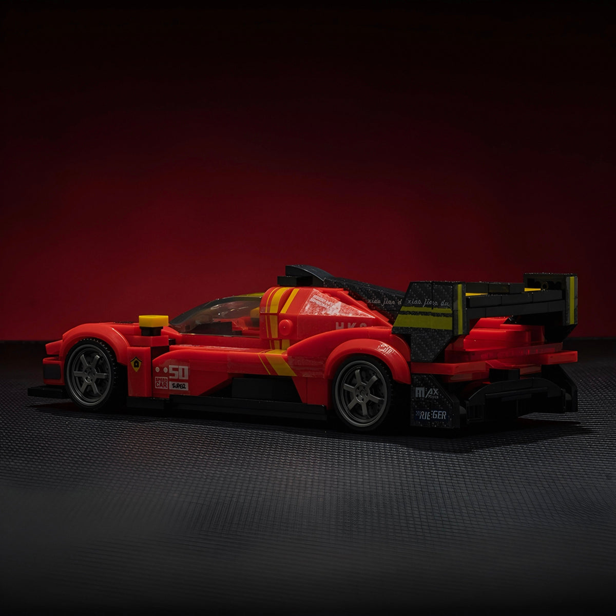 Trilumity Building Block Set: 1:24 Le Mans Hypercar (311-Piece)