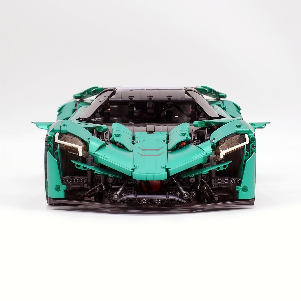 Trilumity Motorized Building Block Set: 1:8 The Ultimate Ajlani Drakuma | Customized Barrel-Plated Emerald V8 Concept Hypercar (3920+-Piece)