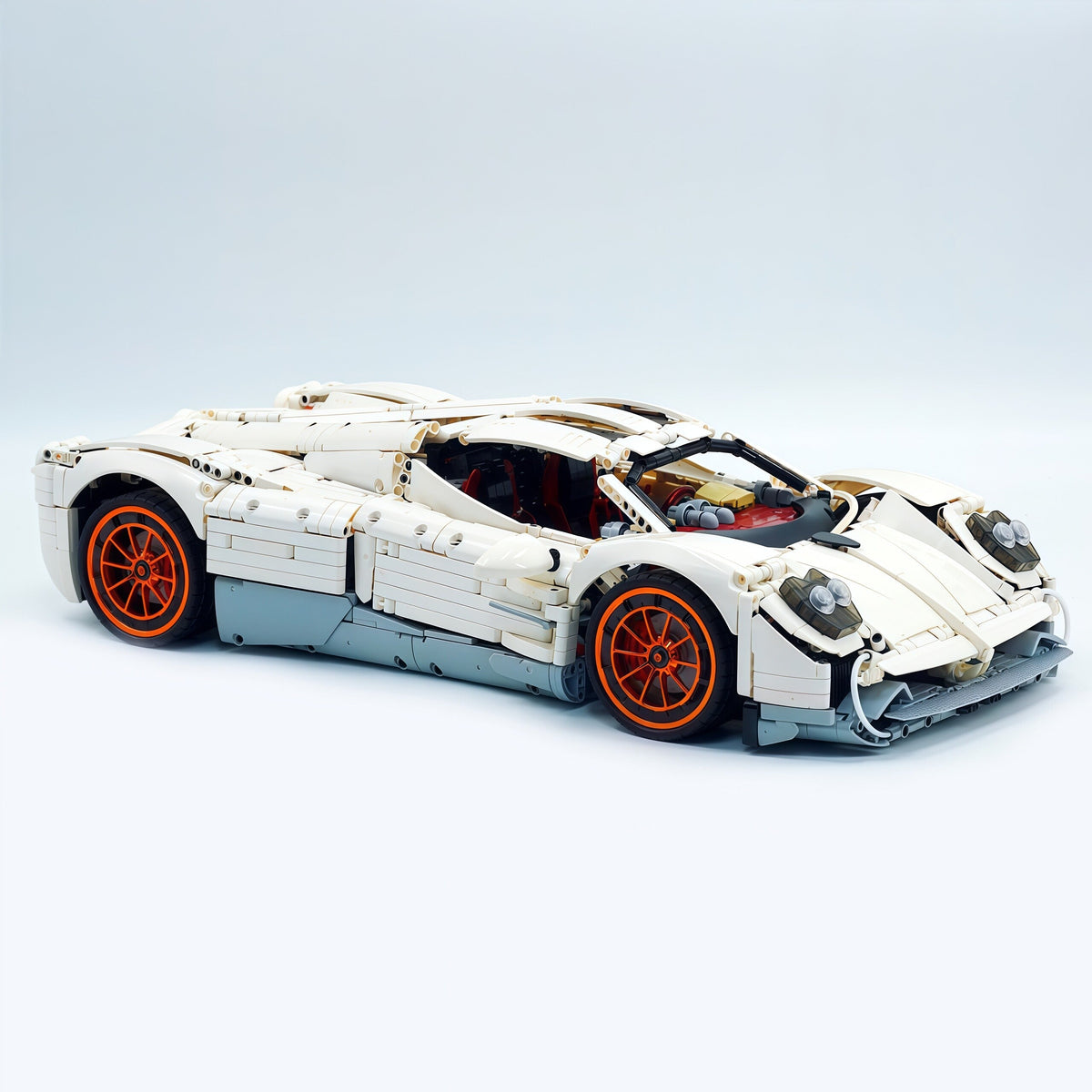Trilumity Building Block Set: 1:8 Pagani Utopia | Paint White Collector’s Edition (4719-Piece)
