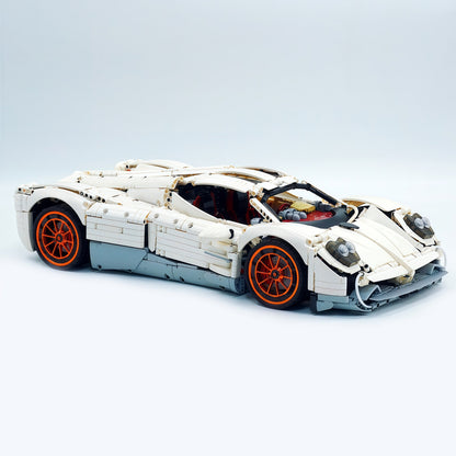 Trilumity Building Block Set: 1:8 Pagani Utopia | Paint White Collector’s Edition (4719-Piece)