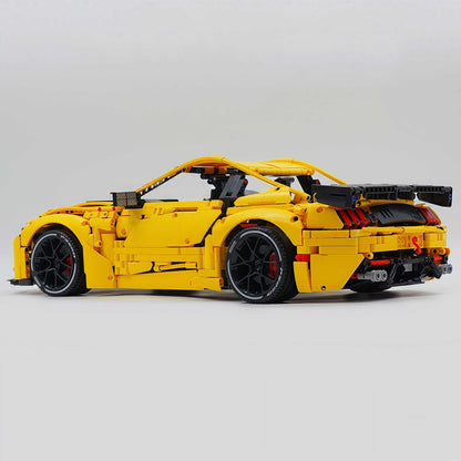 Trilumity Building Block Set: 1: 8 Ford Shelby Gt500, Yellow Customized Version (3400Piece)