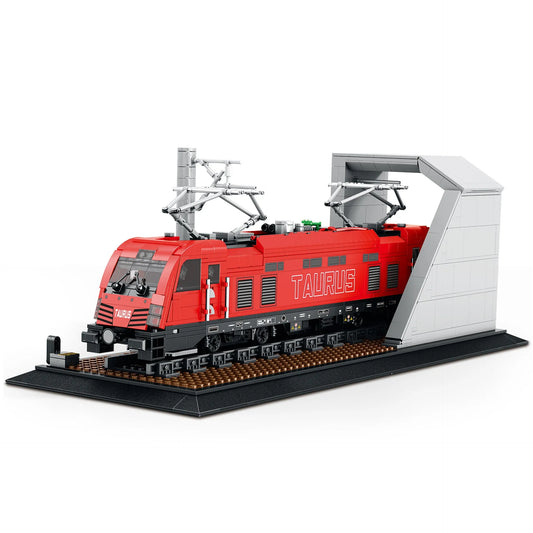 Reobrix Motorized Building Block Set: Taurus European Electric Passenger Train, Model 66020