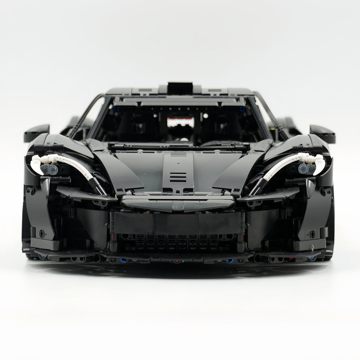 Trilumity Building Block Set: 1: 8 The Ultimate British Hybrid Hypercar | Matt Black Custom Edition(3893-Piece)
