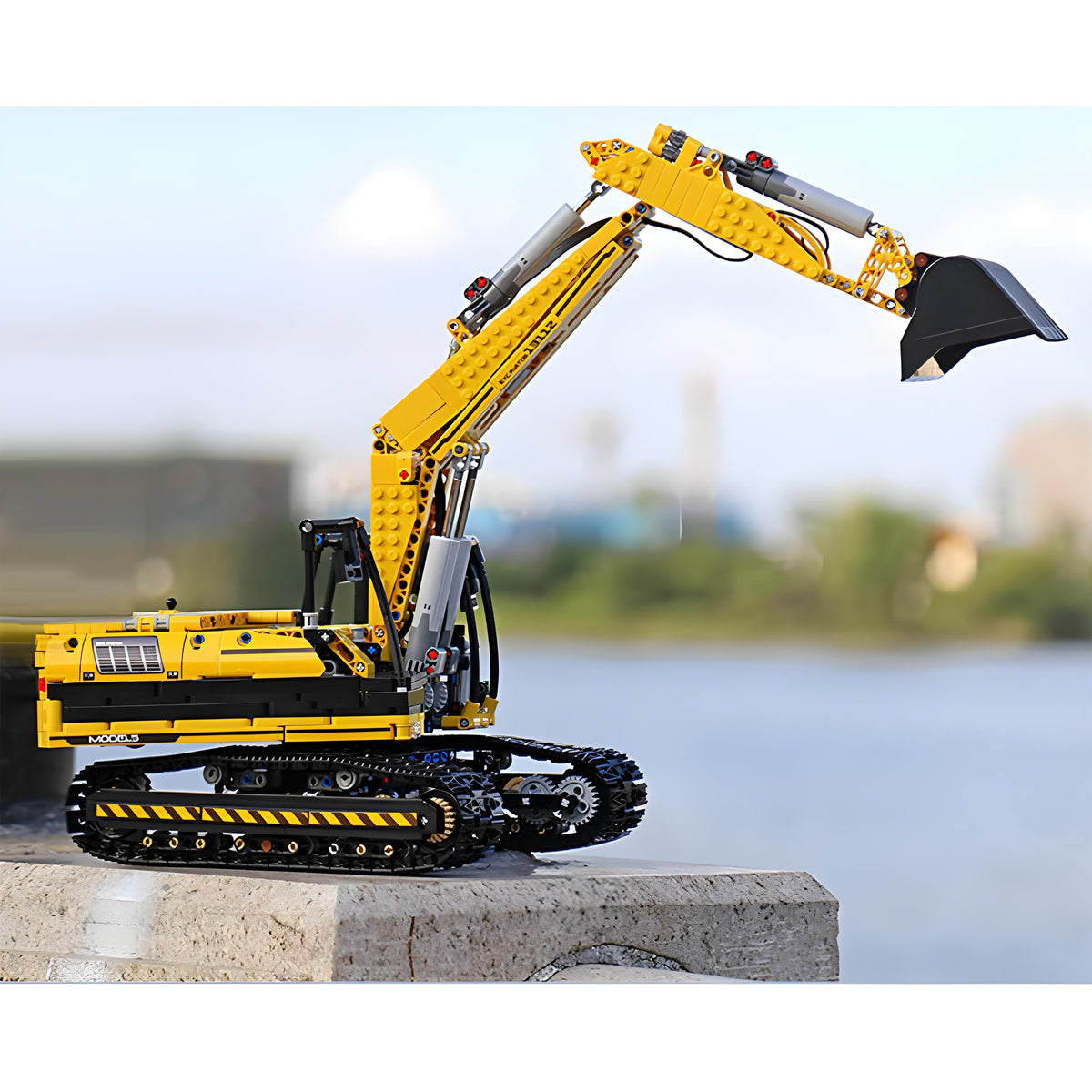 Trilumity Digger Building Block Set, Remote Control, 1,830-Piece