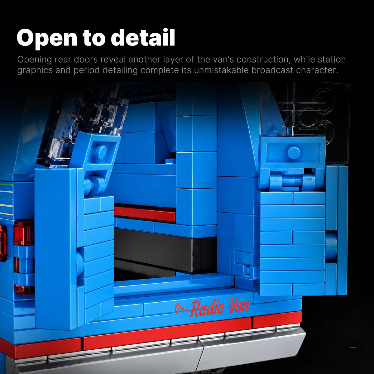 Trilumity Building Block Set: Retro Radio Station Van | 730-Piece