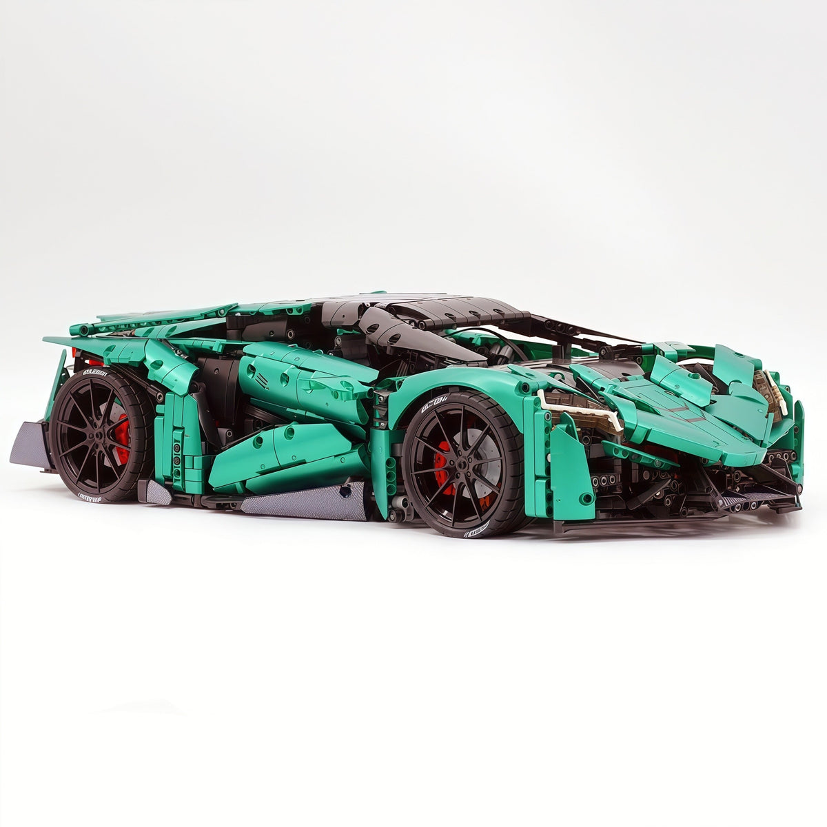 Trilumity Motorized Building Block Set: 1:8 The Ultimate Ajlani Drakuma | Customized Barrel-Plated Emerald V8 Concept Hypercar (3920+-Piece)