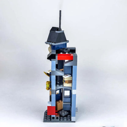 MOC Building Block Set: Harry Potter Movie Weasleys Wizard Wheezes, Model 10910