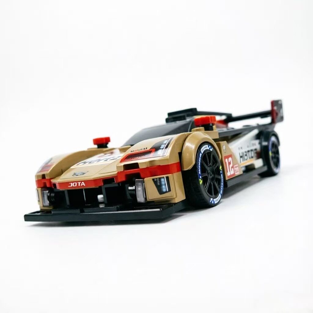 Trilumity Building Block Set: 1:24 Cadillac V-Series.R Hertz Team Jota | Includes a Complete Set of Stickers(331-Piece)
