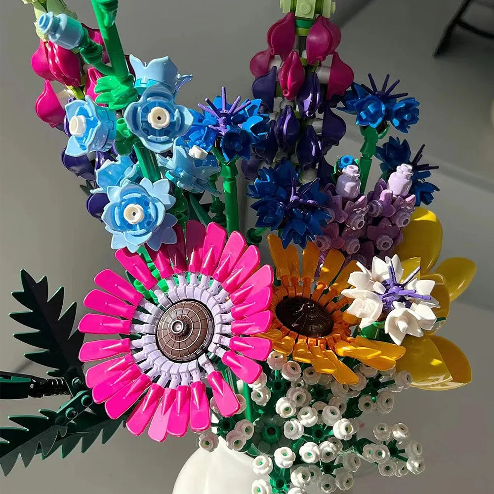 MOC Building Block Set: Botanical Wildflower Bouquet, Model 10030