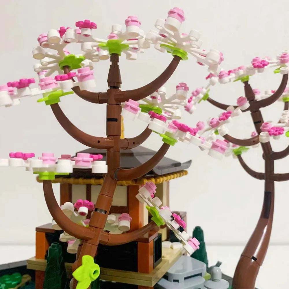 MOC Building Block Set: Tranquil Garden, Model 4488