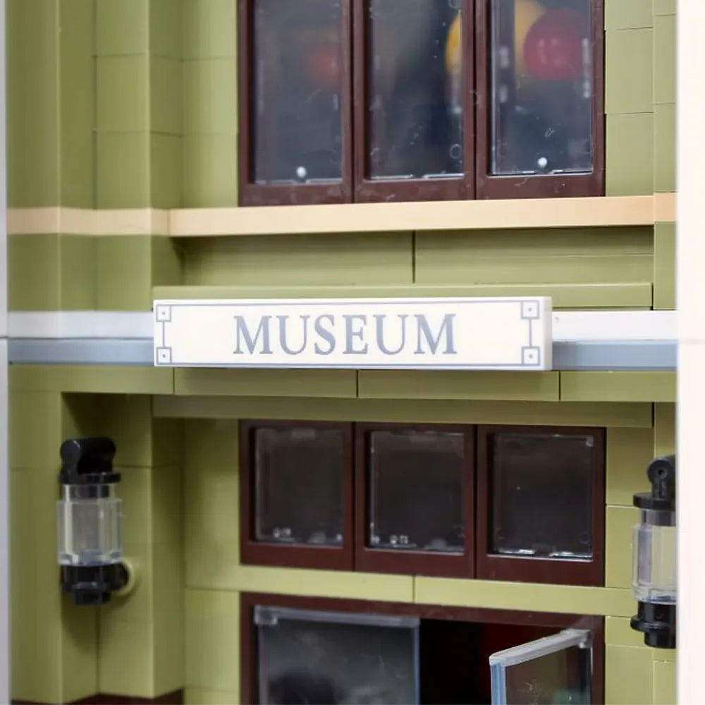 MOC Building Block Set: Street Experts Natural History Museum, Model 63210