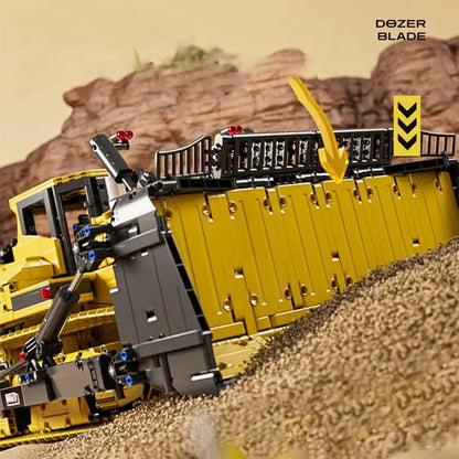 Mould King MOC Motorized Building Block Set: Liebherr PR766 Bulldozer, Model K17049
