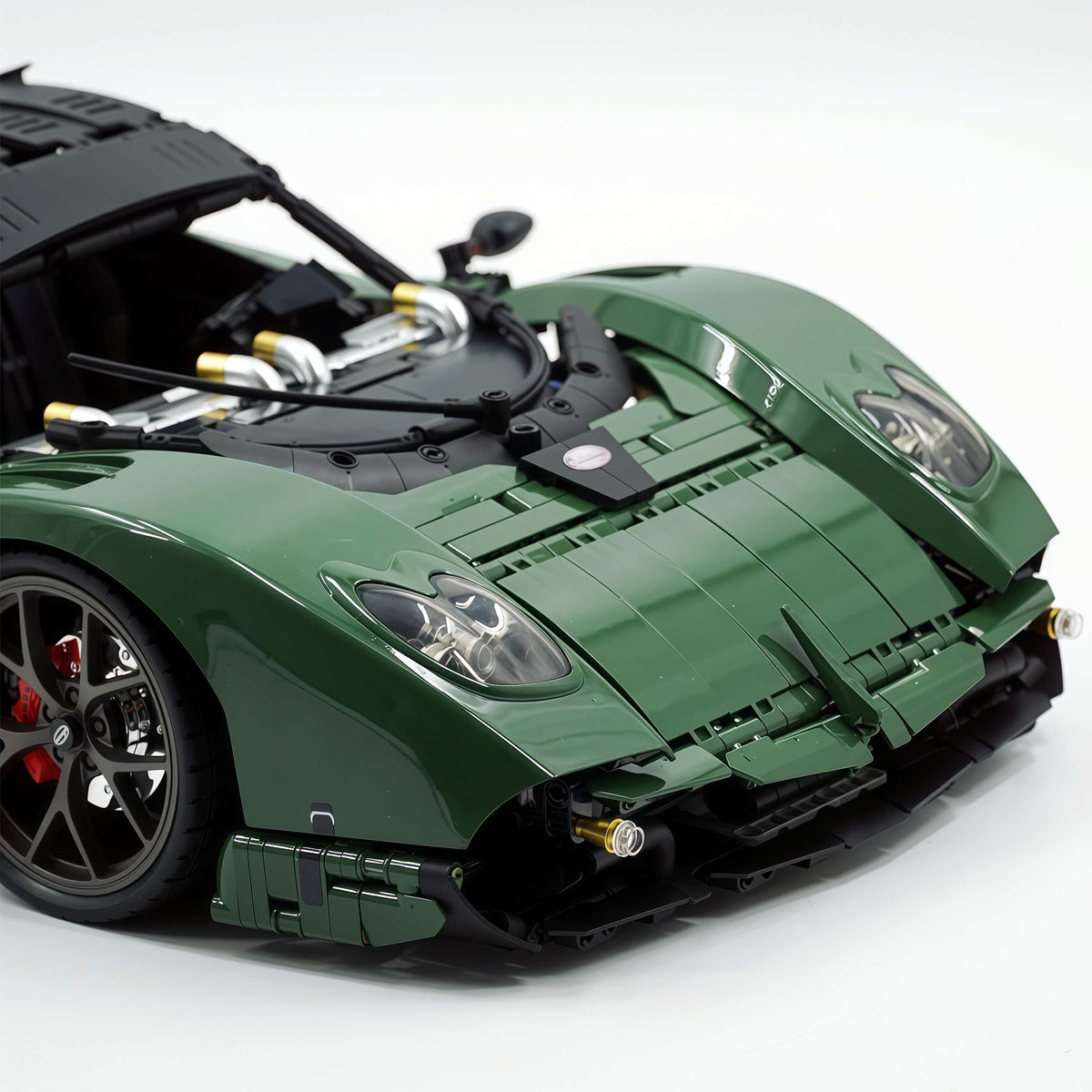 Trilumity Building Block Set: 1:8 Pagani Utopia Custom Avocado Green Paint – The Ultimate V12 Italian Hypercar (4688-Piece)