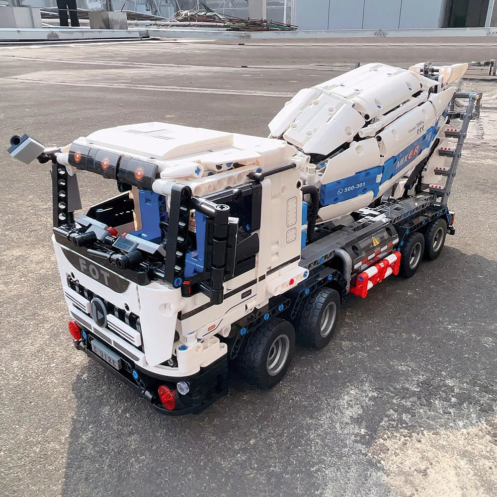 JieStar MOC Motorized Building Block Set: APP Mechanical RC Mixer Truck, Model FF11012