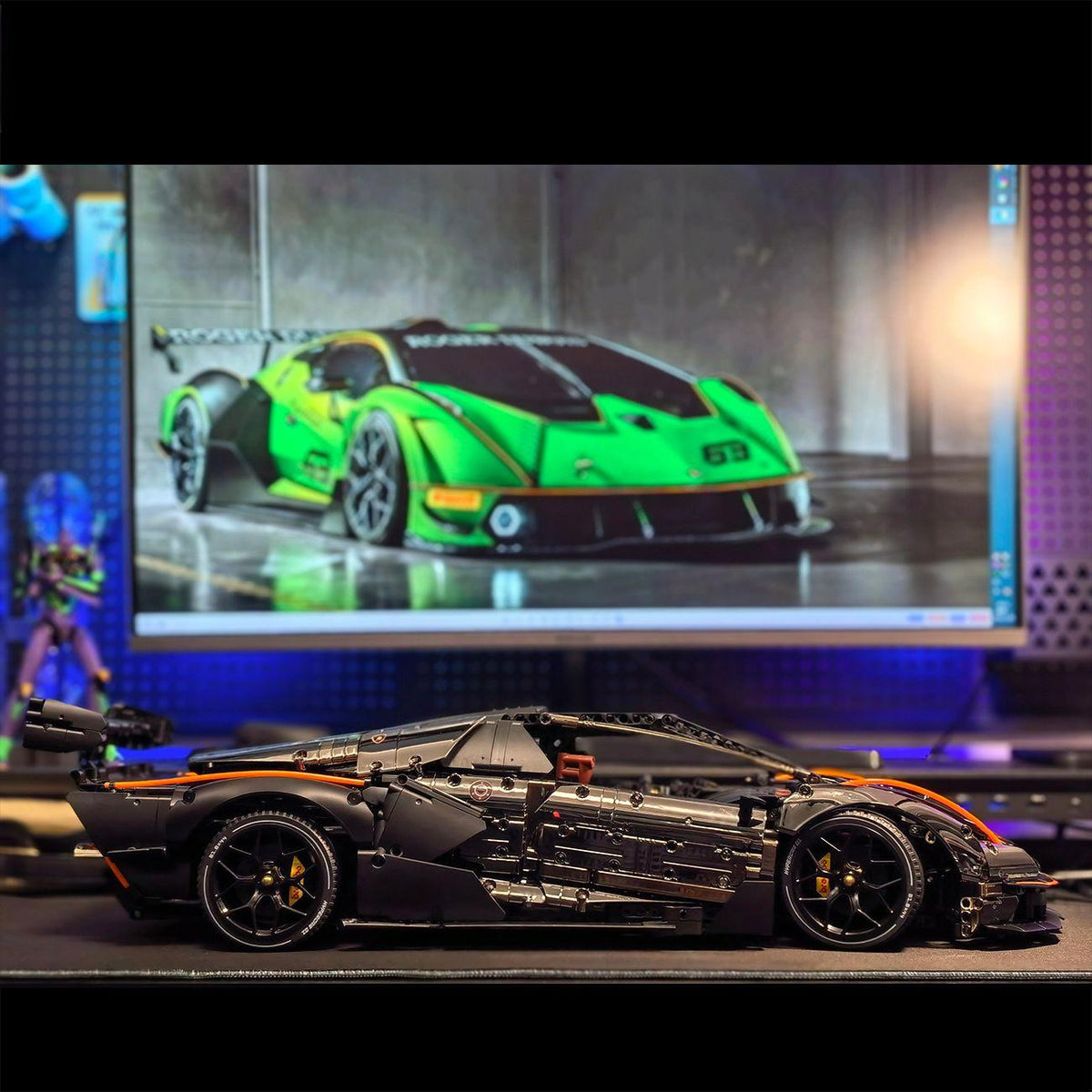 Trilumity Building Block Set: 1: 8 The Ultimate Italian Track-Only V12 Hypercar, Mirror Red Plated Limited Edition (4100+Piece)