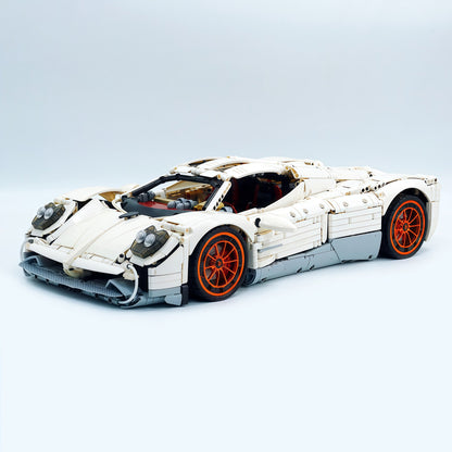 Trilumity Building Block Set: 1:8 Pagani Utopia | Paint White Collector’s Edition (4719-Piece)