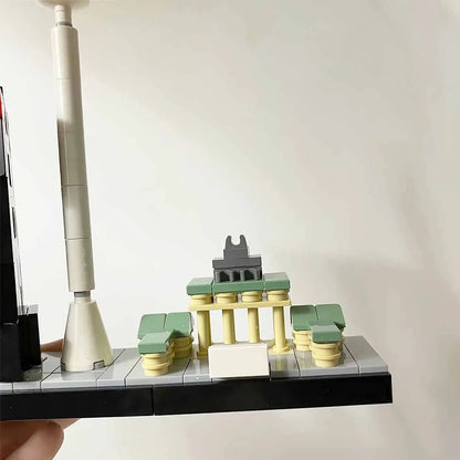 MOC Building Block Set: Berlin Skyline, Model 22886