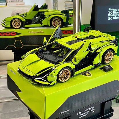 Trilumity Building Block Set: 1: 8 The Ultimate Italian Bull L539 Lightning Hybrid (3696-Piece)