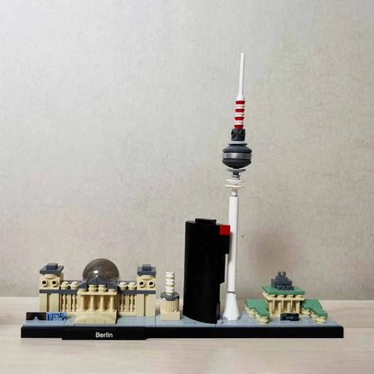 MOC Building Block Set: Berlin Skyline, Model 22886