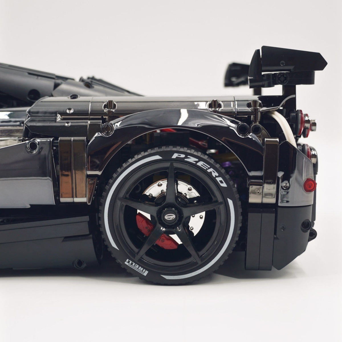 Trilumity Building Block Set: 1: 8 Pagani Huayra Bc Mirror Electroplating Customized Ultimate Edition (4708-Piece)