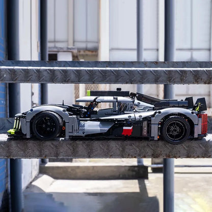 MOC Building Block Set: Le Mans Hybrid Hypercar Racing Car, Model 99033