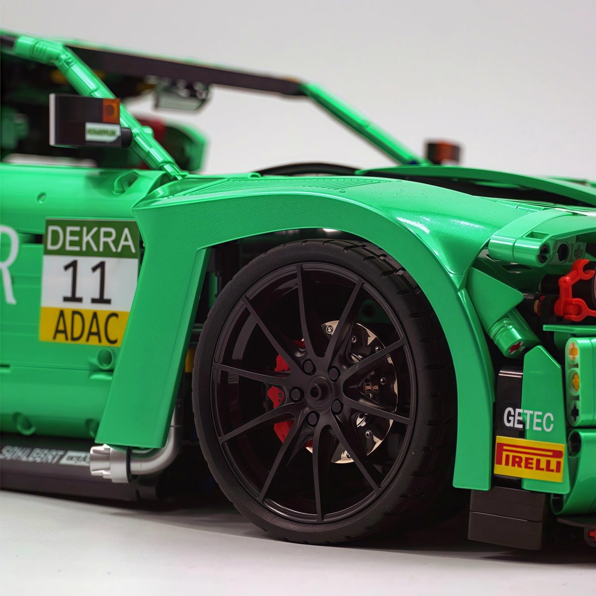 Trilumity Building Block Set: 1: 8 BMW M4 GT3 Building Set, Fully Detailed Simulation, Isle of Man Green Custom Edition (4556Piece)