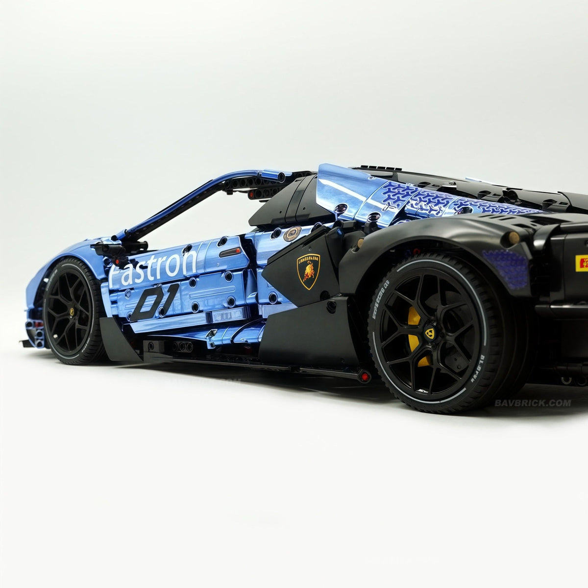Trilumity Building Block Set: 1: 8 The Ultimate Lamborghini Essenza Scv12, Mirror Blue Plated Limited Edition (4100+Piece)