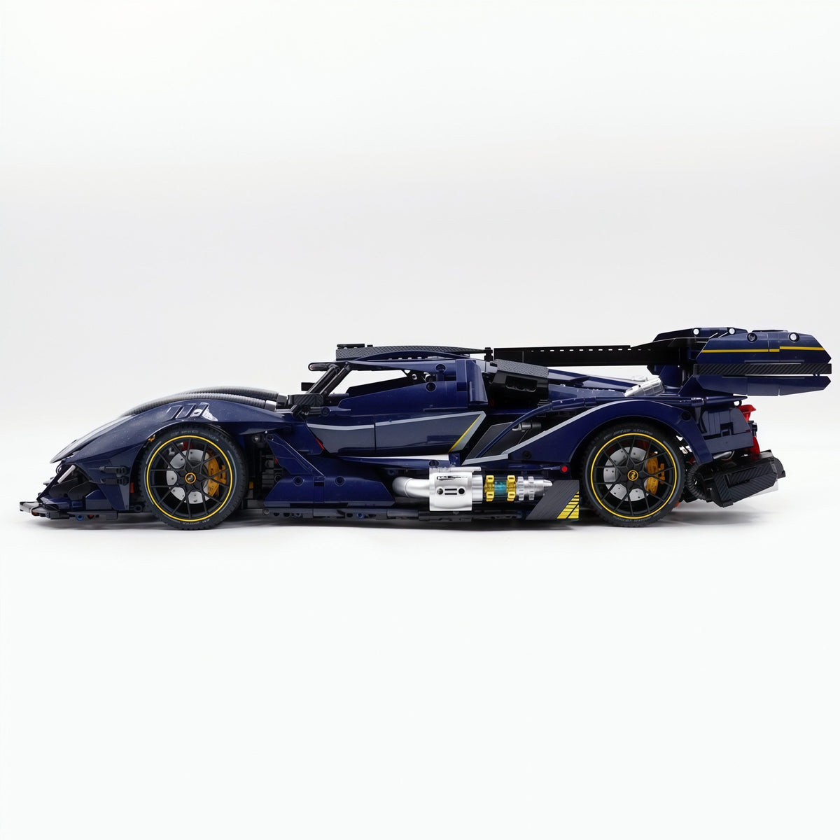 Trilumity Building Block Set: 1:8 Apollo Ie Hypercar — Midnight Edition | Starry Blue Exterior (3656Piece)