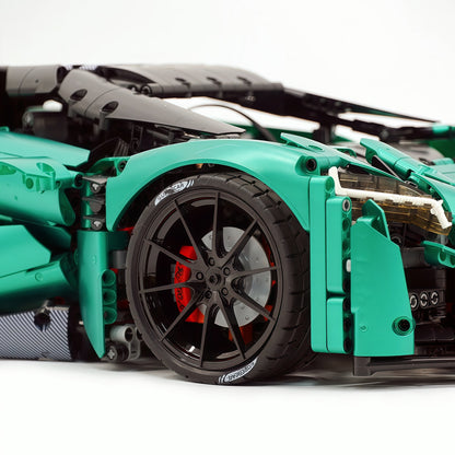 Trilumity Motorized Building Block Set: 1:8 The Ultimate Ajlani Drakuma | Customized Barrel-Plated Emerald V8 Concept Hypercar (3920+-Piece)