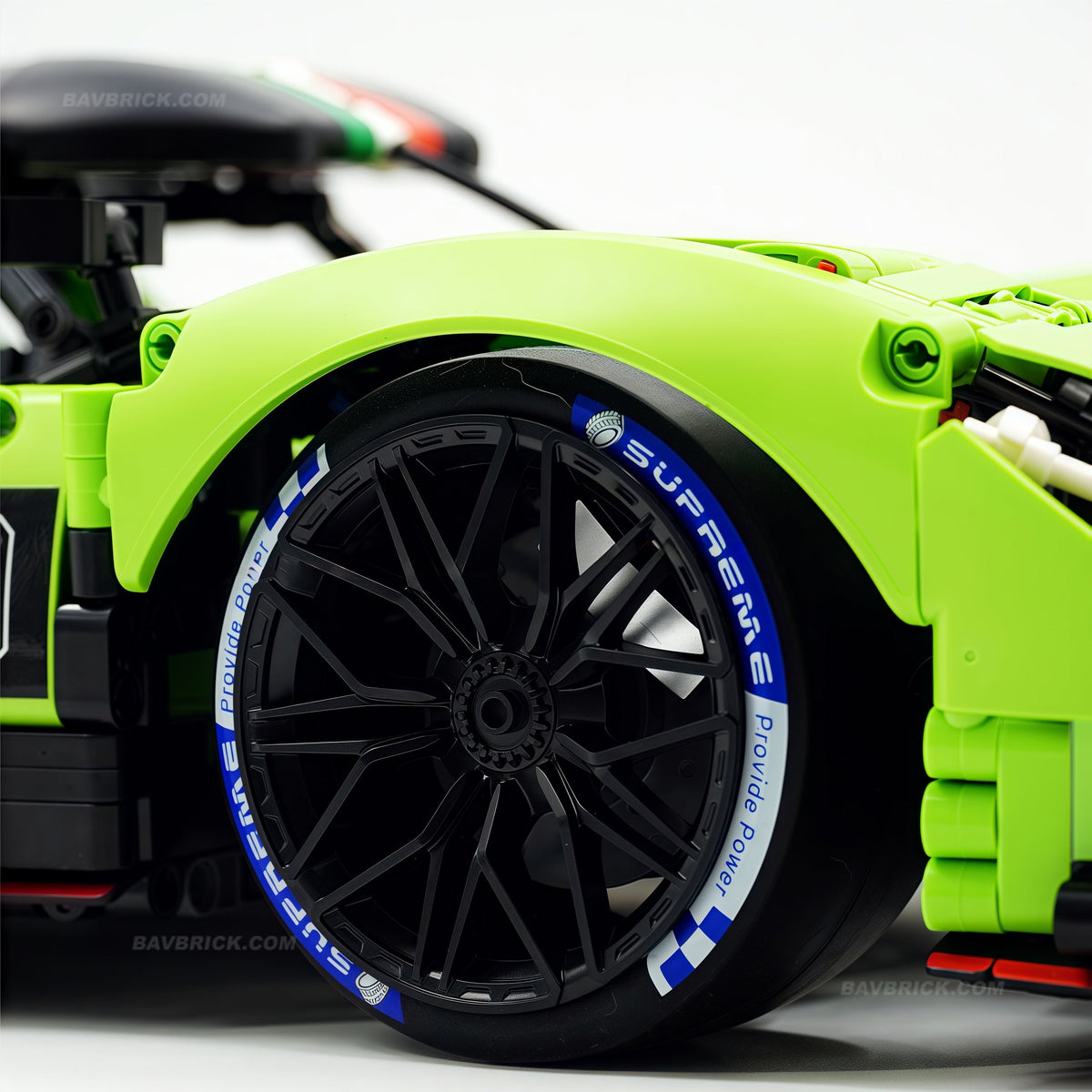 Trilumity Motorized Building Block Set: 1:8 The Ultimate LMDh Hybrid Prototype | 2024 Endurance (3771-Piece)