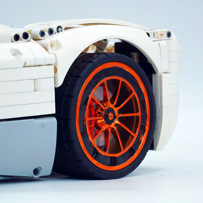 Trilumity Building Block Set: 1:8 Pagani Utopia | Paint White Collector’s Edition (4719-Piece)