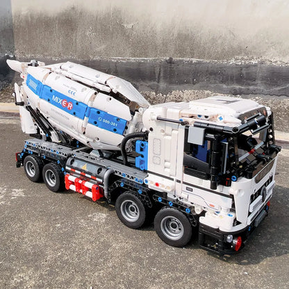 JieStar MOC Motorized Building Block Set: APP Mechanical RC Mixer Truck, Model FF11012