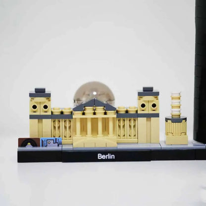 MOC Building Block Set: Berlin Skyline, Model 22886