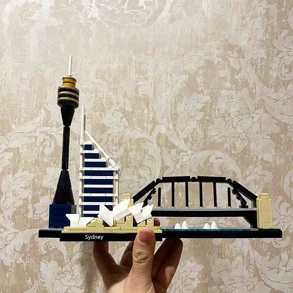 MOC Building Block Set: Sydney Skyline, Model 22887