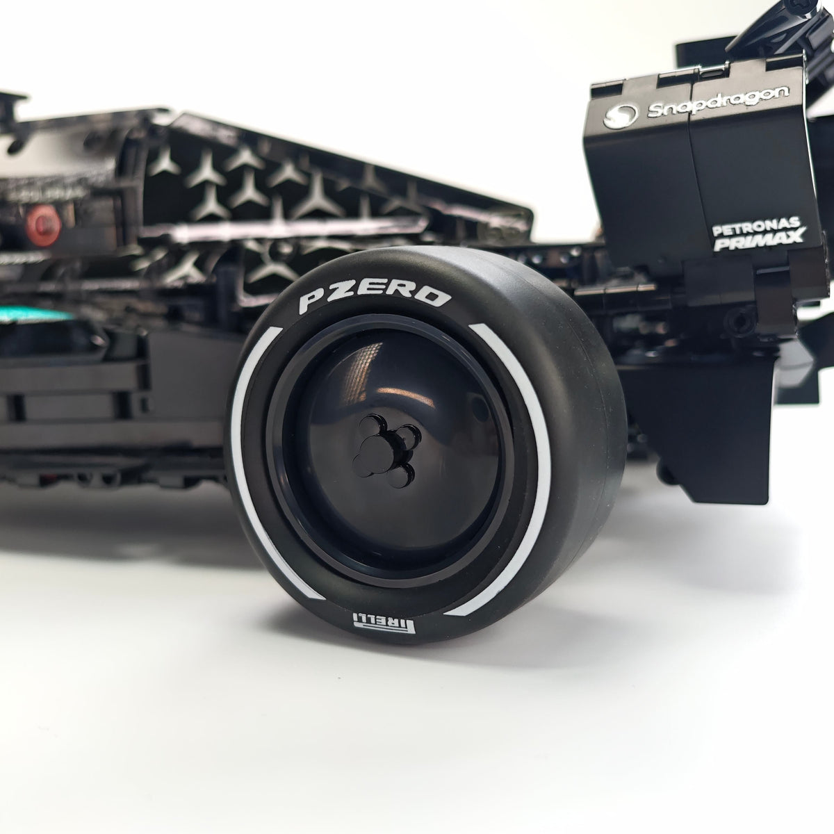 Trilumity Motorized Building Block Set: 1:8 Mercedes-Benz W16 F1 Racing Car | Exclusive Racing Livery (1887+-Piece)