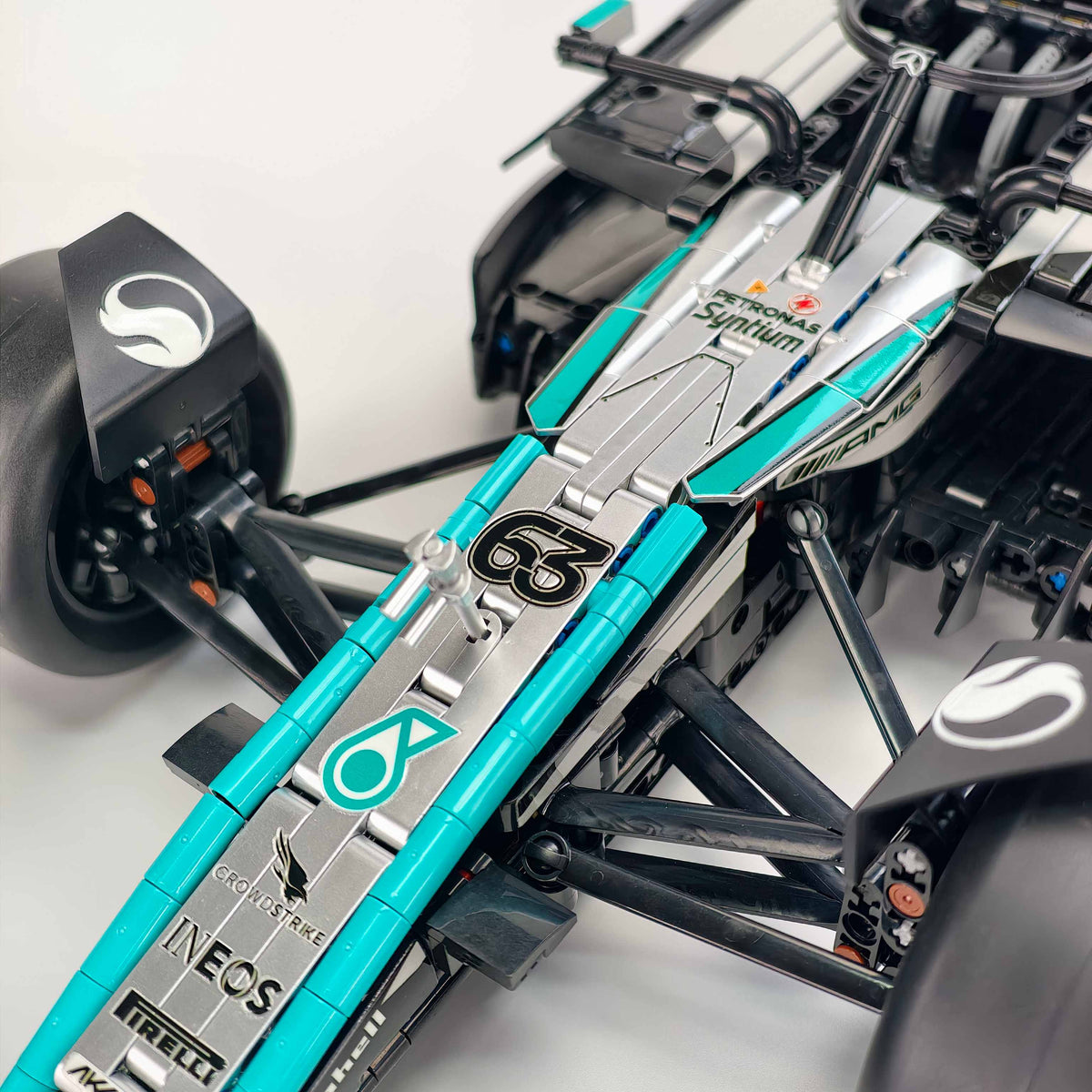 Trilumity Motorized Building Block Set: 1:8 Mercedes-Benz W16 F1 Racing Car | Exclusive Racing Livery (1887+-Piece)
