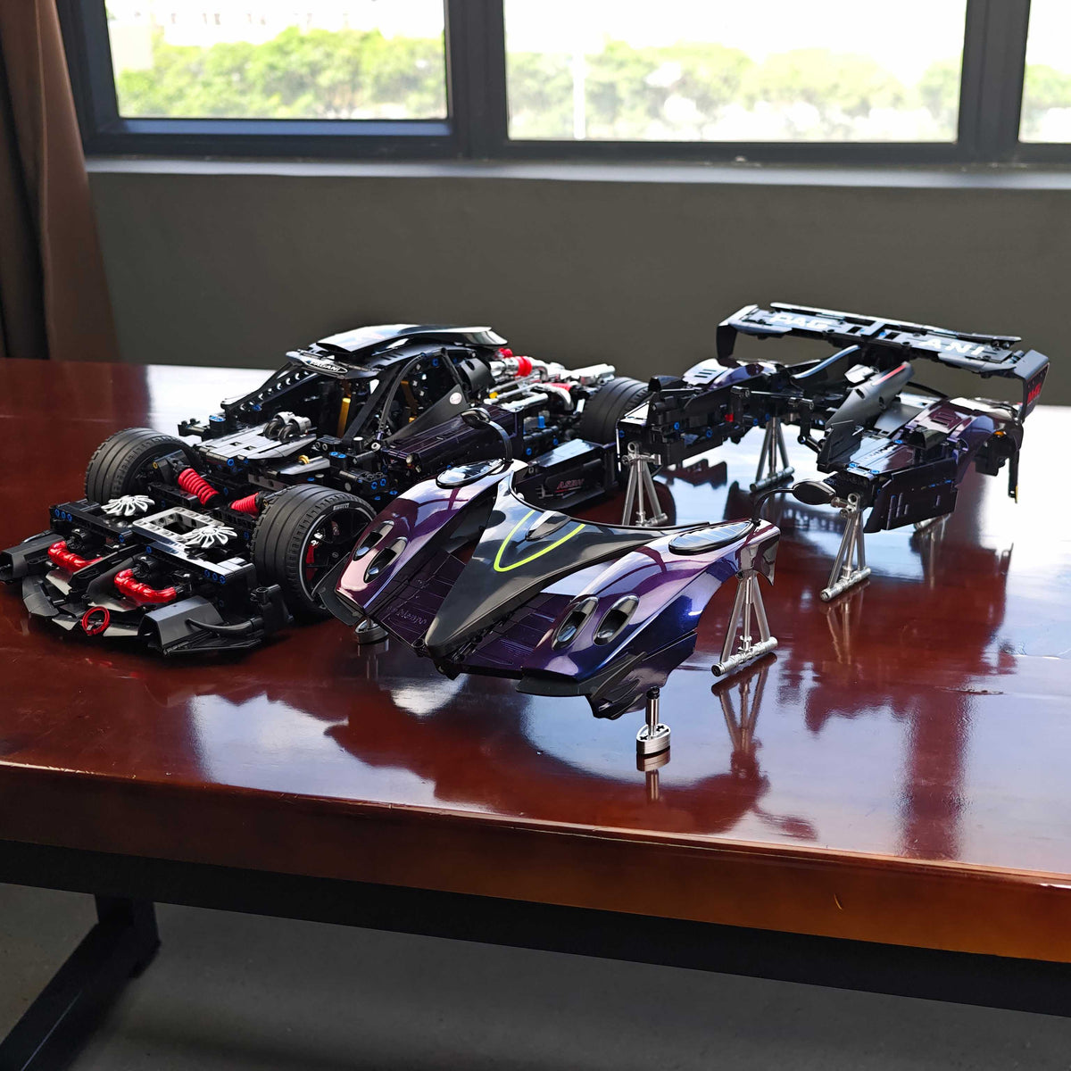 Trilumity Building Block Set: 1:8 Pagani Zonda R | Chameleon Metallic Paint Italian Hypercar (3300+-Piece)