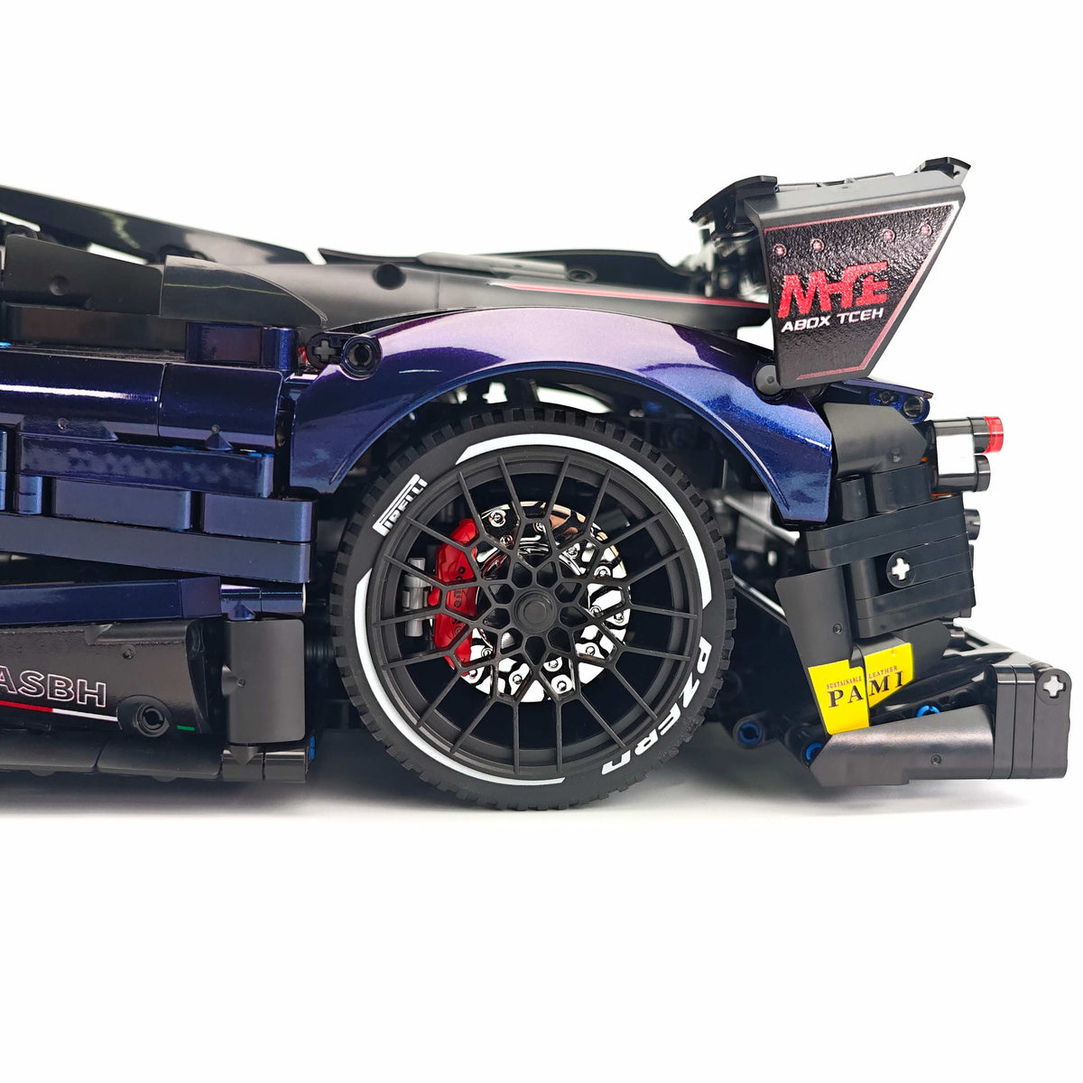 Trilumity Building Block Set: 1:8 Pagani Zonda R | Chameleon Metallic Paint Italian Hypercar (3300+-Piece)