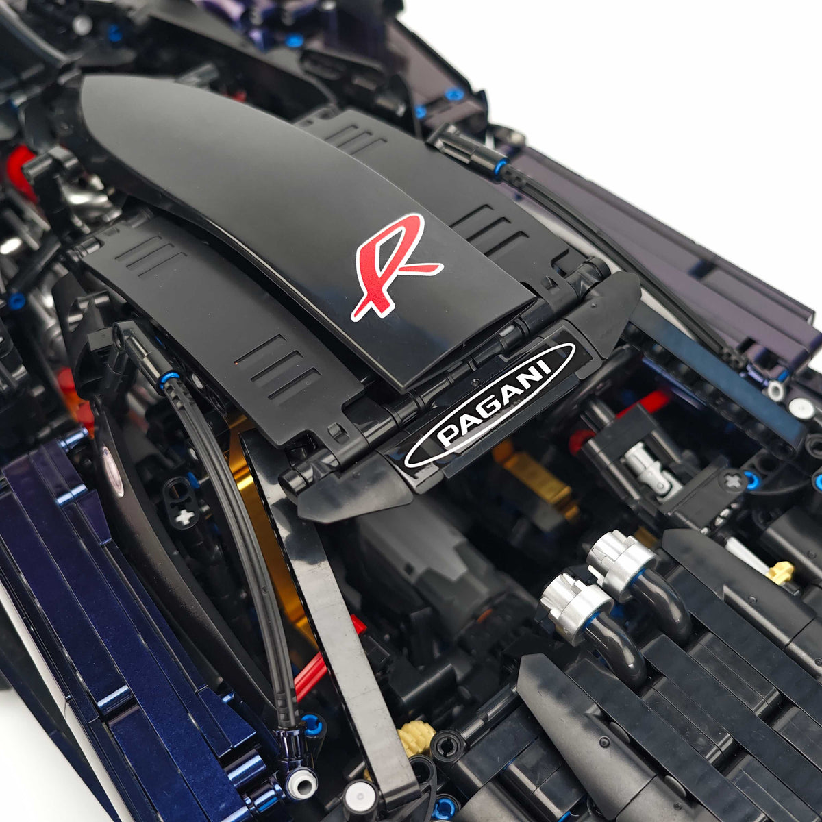 Trilumity Building Block Set: 1:8 Pagani Zonda R | Chameleon Metallic Paint Italian Hypercar (3300+-Piece)