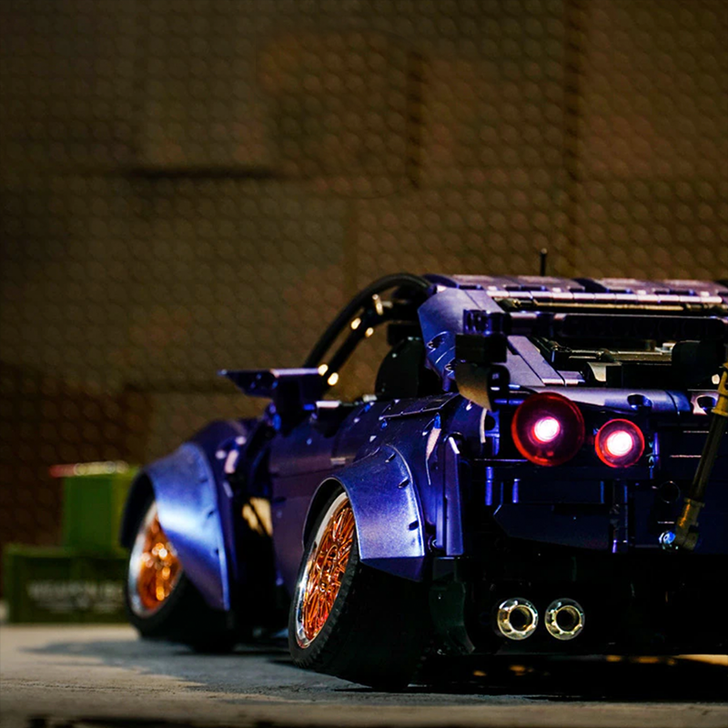 Trilumity Motorized Building Block Set: Nissan GTR Limited Edition Wide-Body Low-Slung Supercar(2389-Piece)