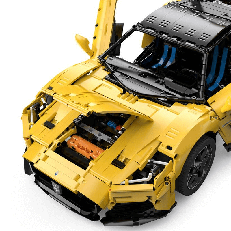 Trilumity Building Block Set: 1:8 Maserati Mc20 | Italian Supercar Masterpiece (3500+-Piece)