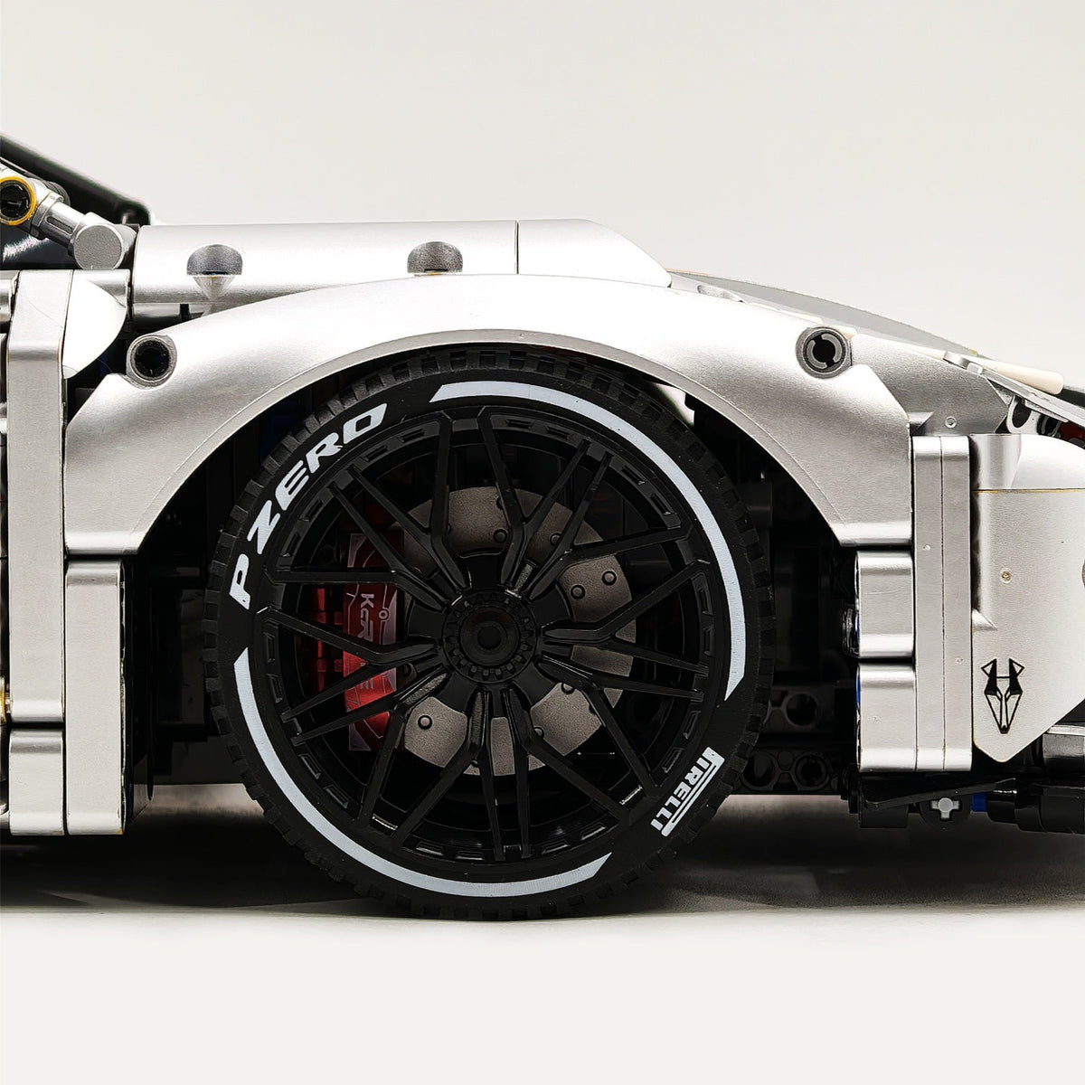 Trilumity Building Block Set: 1: 8 Corvette C8 Supercar Building Sets, Matte Silver Customized Edition (3788-Piece)