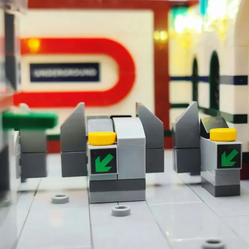 Cada MOC Building Block Set: London Subway Station, Model 66008