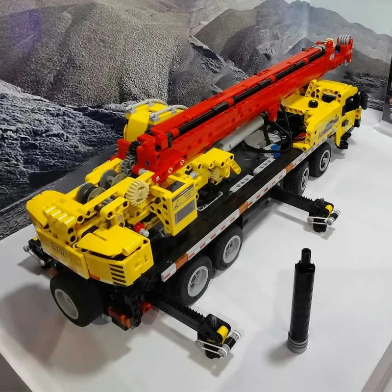 Cada MOC Motorized Building Block Set: Large Mobile Crane Truck, Model C61081