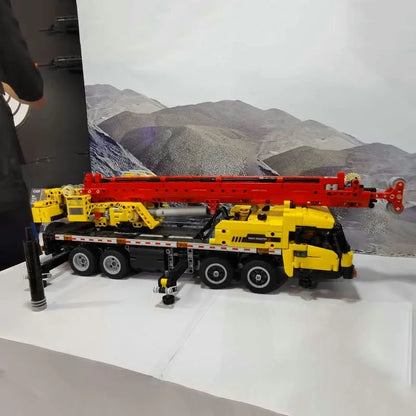 Cada MOC Motorized Building Block Set: Large Mobile Crane Truck, Model C61081