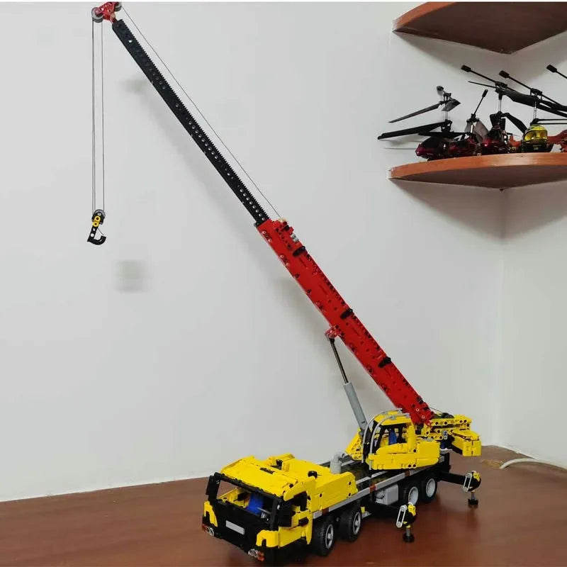Cada MOC Motorized Building Block Set: Large Mobile Crane Truck, Model C61081