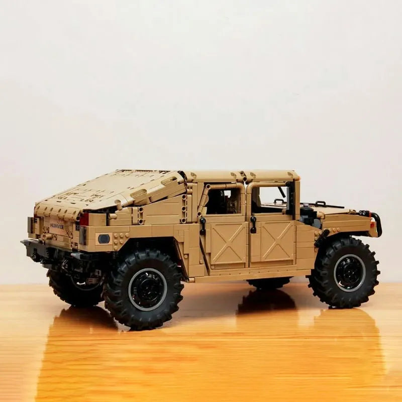 Cada MOC Motorized Building Block Set: Humvee H1 Military Armored Car, Model C61036