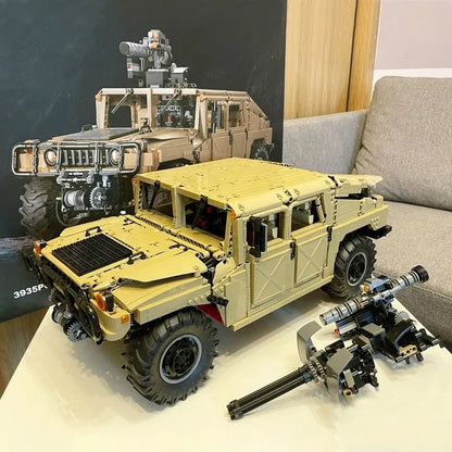 Cada MOC Motorized Building Block Set: Humvee H1 Military Armored Car, Model C61036